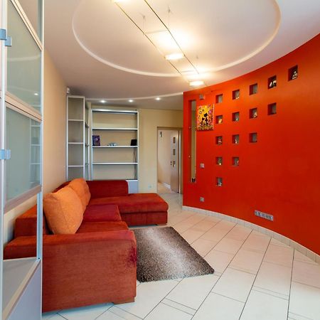 Royal Apartment On Pushkinskaya คาร์คิฟ ภายนอก รูปภาพ