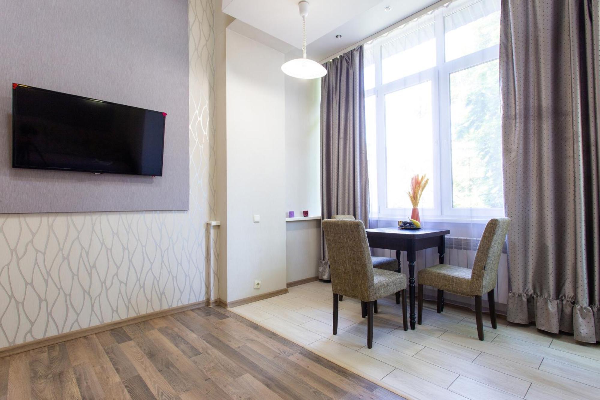 Royal Apartment On Pushkinskaya คาร์คิฟ ภายนอก รูปภาพ